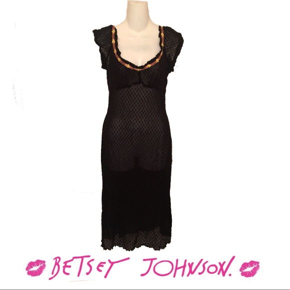 Betsey Johnson Dresses & Skirts - Betsey Johnson New York Shapely Sexy Lace Dress